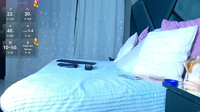 SofiaCopper online show from June 2026 11:43:01 AM