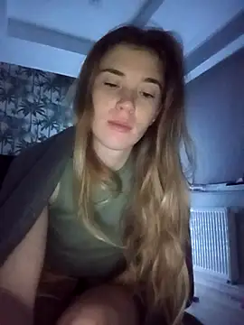 Snapshot of BarniLili chatting on January 2026 03:43:01 AM BarniLili online show from January 2026 03:43:01 AM