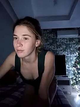 Snapshot of BarniLili chatting on December 2025 11:27:02 PM BarniLili online show from December 2025 11:27:02 PM