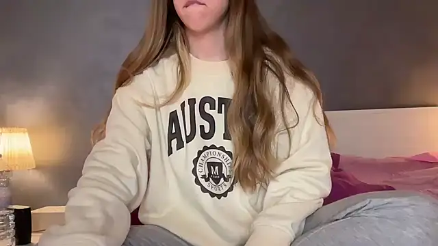 Martimartinaxx online show from April 2026 08:04:02 PM