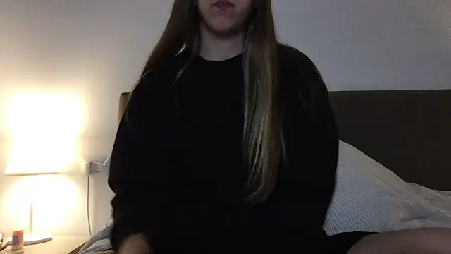 Martimartinaxx online show from April 2026 08:57:01 PM