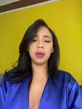 Esmerald 1111 online show from March 2026 12:14:01 PM