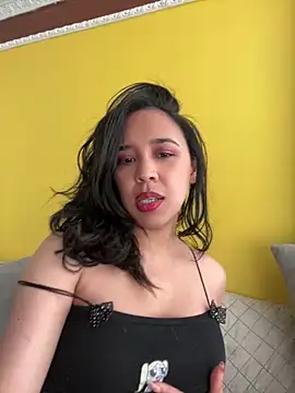 Esmerald 1111 online show from March 2026 03:00:01 PM