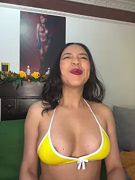 Esmerald 1111 online show from April 2026 11:14:01 AM