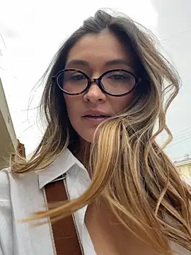 Snapshot of GeorginaBlack chatting on December 2025 07:30:01 PM GeorginaBlack online show from December 2025 07:30:01 PM