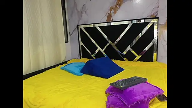 AmbarSxxx online show from April 2026 03:30:01 AM