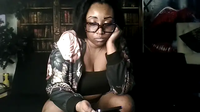 VenezuelaLuxeNoir online show from May 2026 08:16:01 PM
