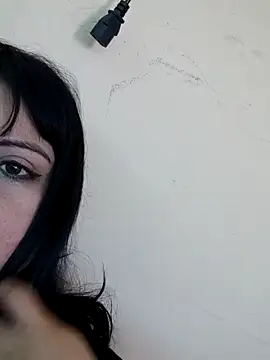 braidqueen00 online show from December 2025 03:05:01 PM