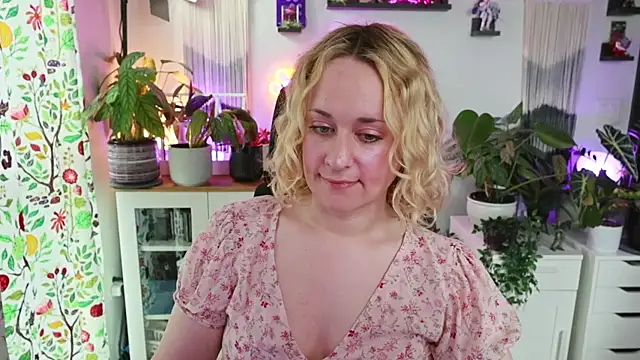 xzoeyryanx online show from June 2026 06:14:01 PM