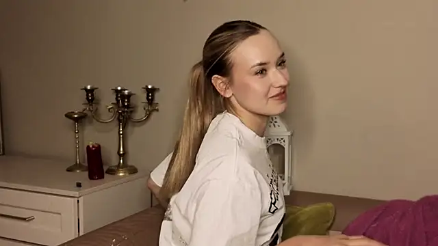 KristleKirst online show from April 2026 02:18:02 PM