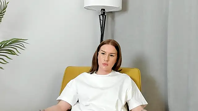 Snapshot of KeraSeres chatting on November 2025 02:53:01 PM KeraSeres online show from November 2025 02:53:01 PM