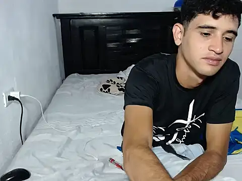 striabrahamm online show from November 2025 02:33:01 AM