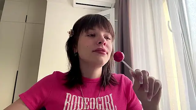 LollySimes online show from November 2025 09:43:01 AM