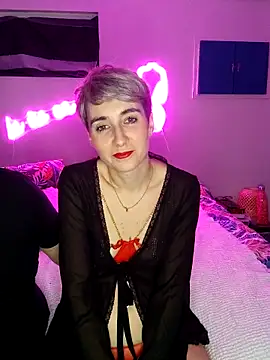 Snapshot of SMLove51 chatting on December 2025 08:02:02 PM SMLove51 online show from December 2025 08:02:02 PM