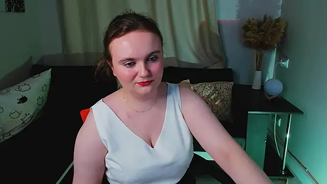 TerryAstra online show from November 2025 02:39:02 PM