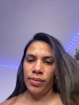 ArielleMillerr- online show from April 2026 05:41:02 PM