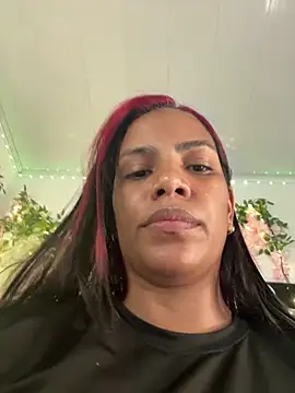 ArielleMillerr- online show from May 2026 05:19:02 PM