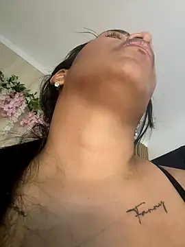 ArielleMillerr- online show from January 2026 05:49:02 PM