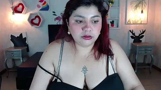 danna garza online show from February 2026 10:39:01 AM