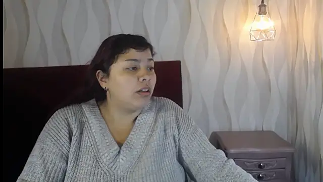 danna garza online show from December 2025 05:10:01 AM