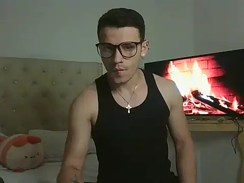 Snapshot of Liam_se chatting on November 2025 04:05:02 AM Liam se online show from November 2025 04:05:02 AM