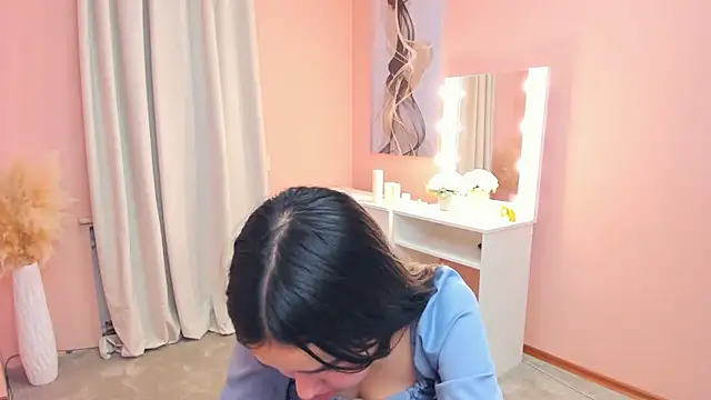 MeliaMelchiori online show from November 2025 09:30:01 AM