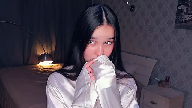 MeliaMelchiori online show from November 2025 10:10:01 PM