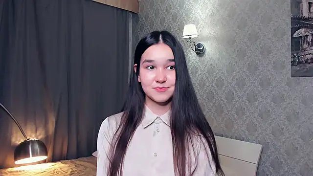 MeliaMelchiori online show from December 2025 09:27:01 PM