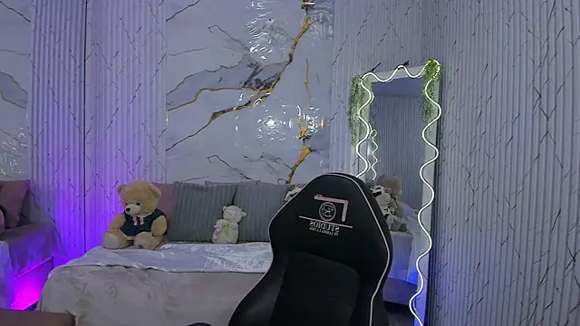 Canndyy tay1 online show from April 2026 06:49:02 PM