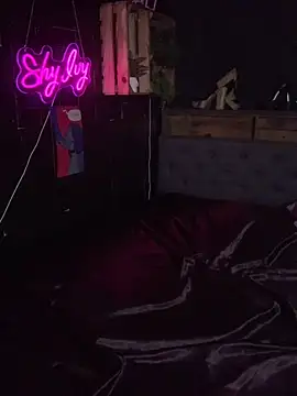 Shy-Ivy online show from April 2026 08:36:02 PM