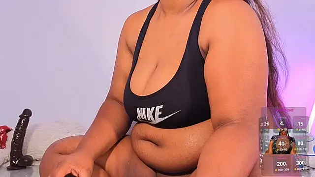 IssaNoirr online show from November 2025 03:12:02 PM