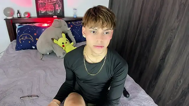 Jin kougasaki online show from November 2025 02:38:01 AM