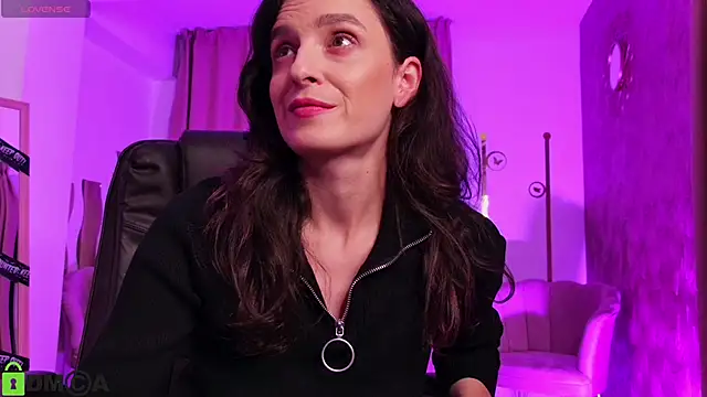 AnnaHarperX online show from October 2025 05:53:02 PM