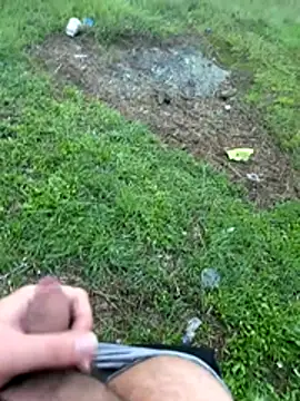 Snapshot of Locotre22 chatting on November 2025 05:11:02 AM Locotre22 online show from November 2025 05:11:02 AM