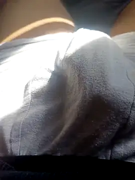 Kdakda12 online show from January 2026 11:36:01 AM