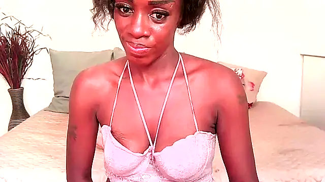 BrunetteNaomi8 online show from March 2026 12:09:01 PM