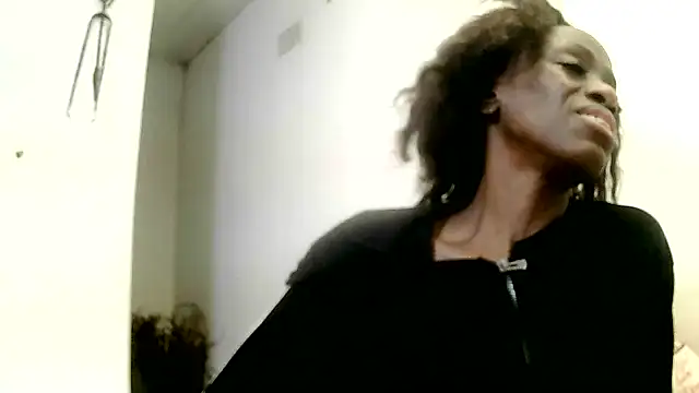 BrunetteNaomi8 online show from May 2026 08:07:02 PM