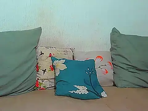 BrunetteNaomi8 online show from April 2026 08:10:01 PM