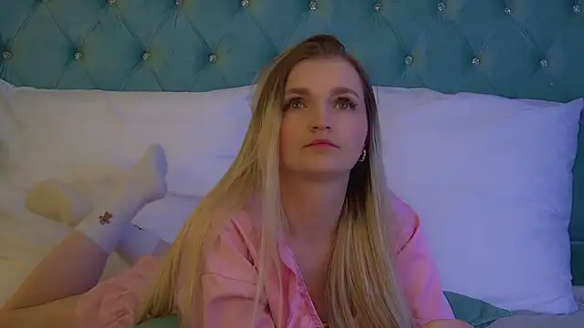 AnnyRaii online show from February 2026 06:08:01 PM