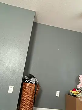 reinaass online show from April 2026 12:28:02 AM