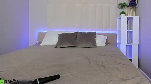 LiraRevery online show from March 2026 11:16:02 PM