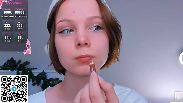 UmbraVelour online show from December 2025 01:24:02 PM