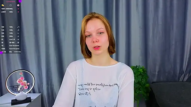 UmbraVelour online show from March 2026 02:01:02 PM