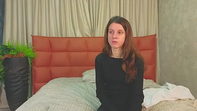 VelvetNyxen online show from December 2025 02:43:02 PM