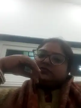 Simran62 online show from December 2025 02:31:01 PM