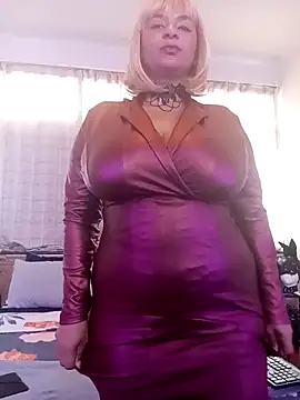 LaReineCleo online show from May 2026 10:29:01 AM
