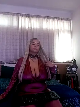 LaReineCleo online show from May 2026 10:16:02 AM