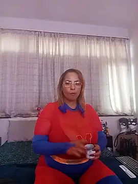 LaReineCleo online show from May 2026 10:45:02 AM