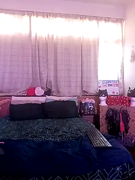 LaReineCleo online show from February 2026 12:05:01 PM