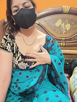 cutestpearl online show from March 2026 07:15:01 PM